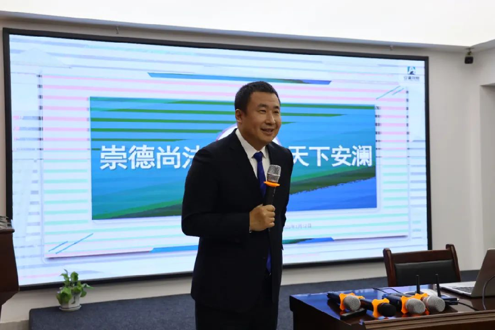 专业动态丨谢智勇在宜春律协刑专委年会作分享交流