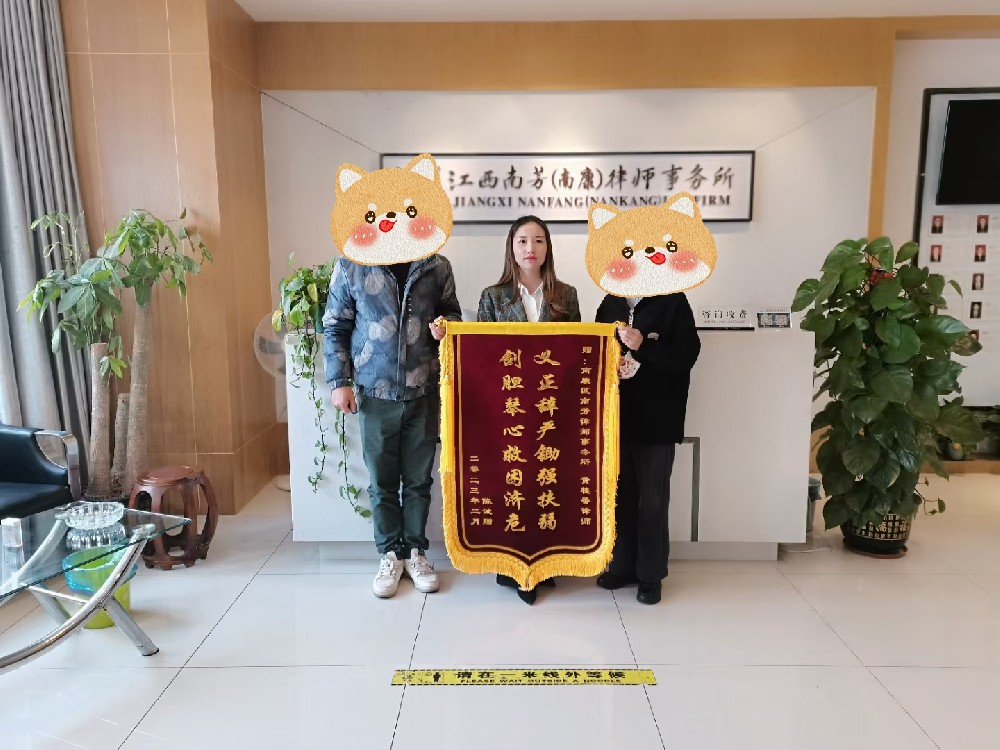 在法律与生活之间，寻找平衡与热爱——律师的个人成长故事