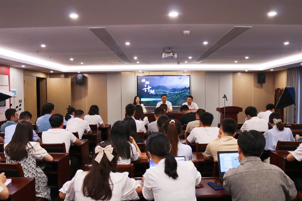 良禽择木而栖，凤栖梧桐——2022年度南芳青年律师培训班圆满收官