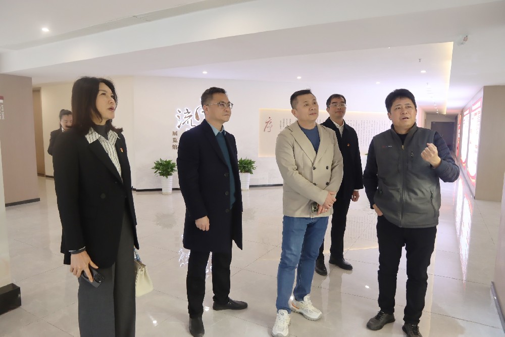 江西省华隆水利水电工程有限责任公司领导一行到所参观交流